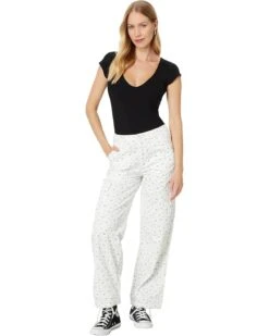 Levi's® Womens 94 Baggy Cargo Pants -Youthful Clothes 61bRNYG5FdL. AC SR736920