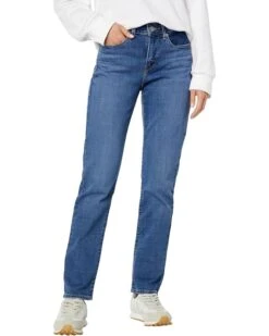 Levi's® Womens Classic Straight Jeans -Youthful Clothes 81jUYCMgBUL. AC SR736920